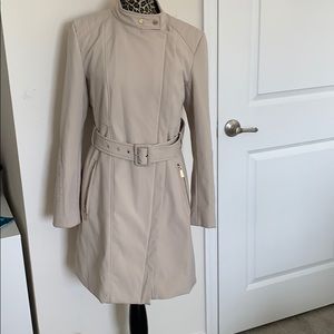 Kenneth Cole women trench coat